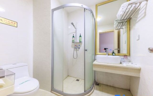 Jinhu Hotel (Guangzhou Tower Pazhou Convention and Exhibition Center)