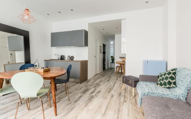 Stunning Apartment Near Eiffel Tower