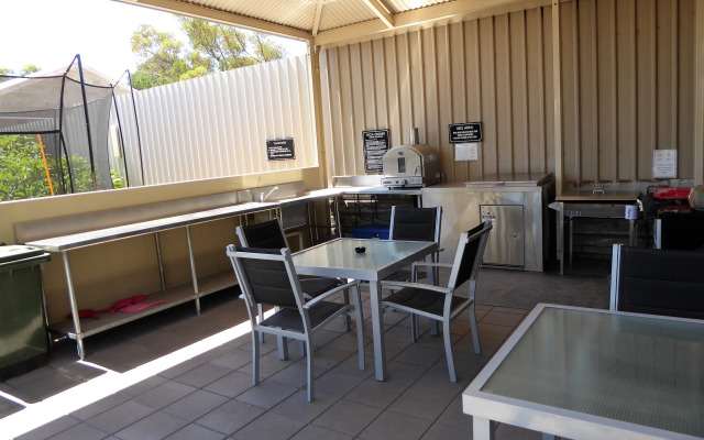 Streaky Bay Motel and Villas