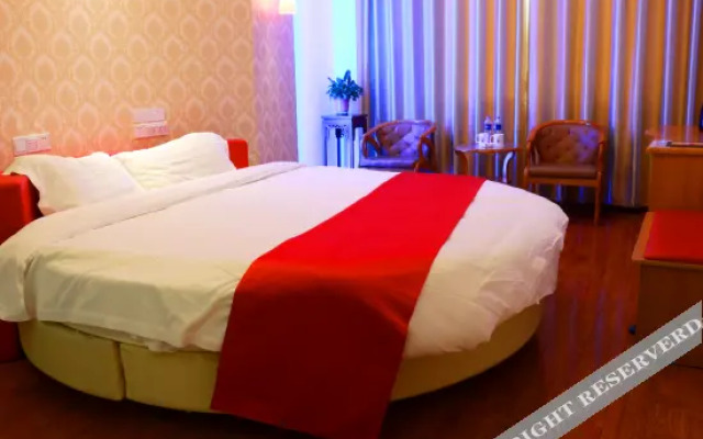 Thank U Hotel (Nanjing Hengliang)
