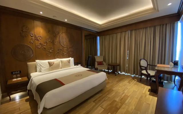 Seven Seas Hotel