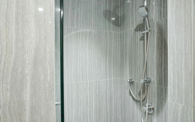 Luxurious Studio at Capitol Suites Apartment