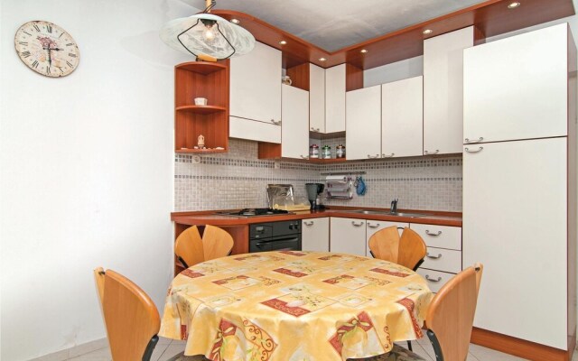Awesome Home in Supetar With 3 Bedrooms and Wifi