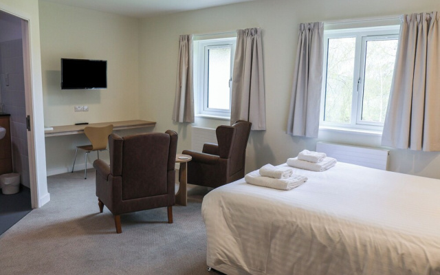 Jubilee First-floor King-size Bedroom