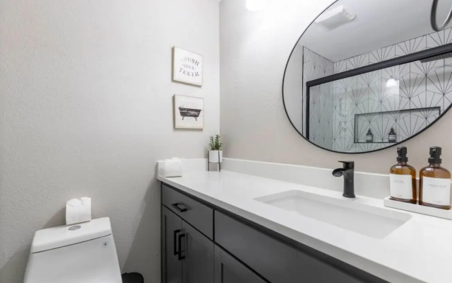 Lavish Hidden Gem Pet Friendly