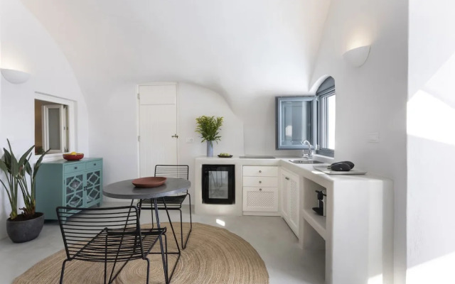 Bluedome Cavehouses by Otium Villas