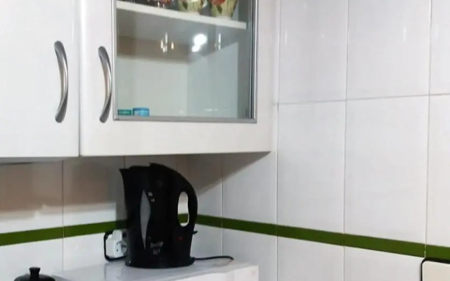AMAZING SUNNY FLAT WITH BALCONY POOL two MINS FROM THE BEACH