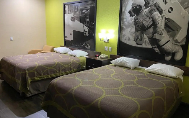 Red Lion Inn & Suites Iah Airport East