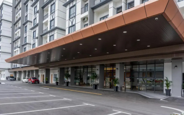 Zenith Suites Cameron