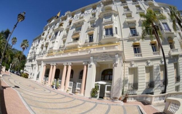 Beautiful Apartment in Menton Winter Palace With Super Terrace and Wonderful View