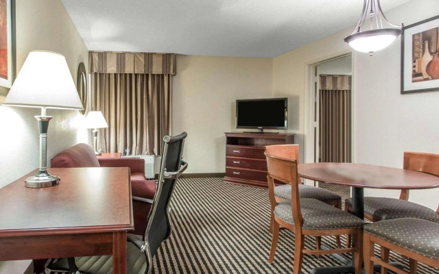 Comfort Inn Birmingham - Irondale