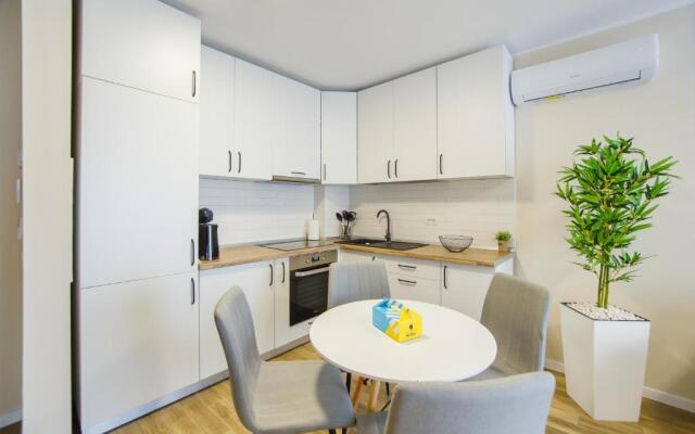 Olive Garden at West Residence