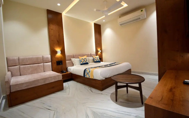 The Sky Imperial Hotel Sugam