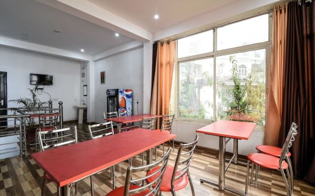 Oyo Home 18463 Modern Stay