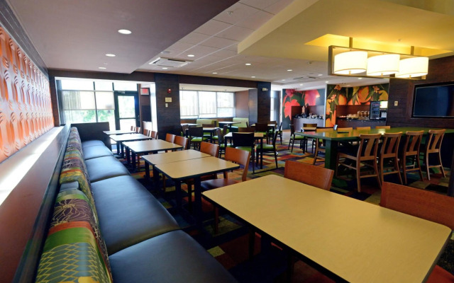 Fairfield Inn & Suites Bowling Green