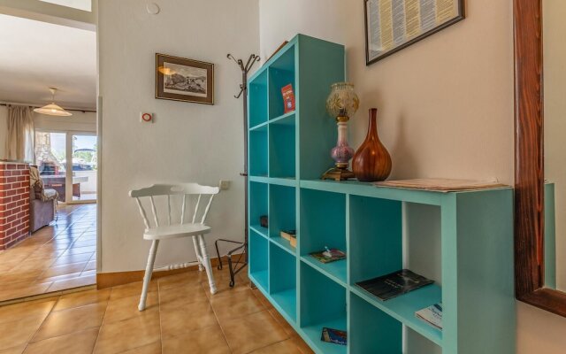 Amazing Home in Pomer With Wifi and 6 Bedrooms