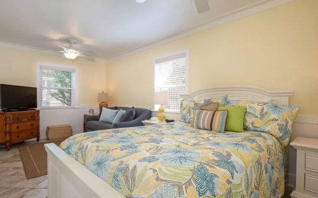Sisters in the Sand by Tybee Vacation Rentals