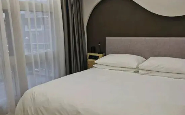 Jinwu Zhixuan Business Hotel (Jinhua Shimao City Plaza Wuzhou Ancient City Scenic Area Branch)