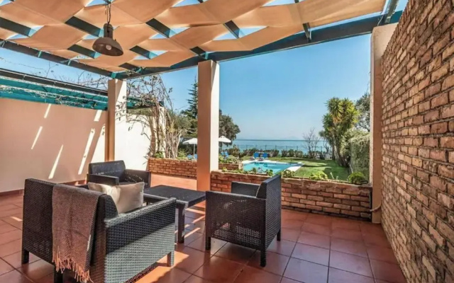 Villa Barbati Beachfront