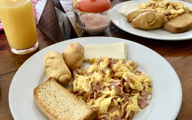 Hotel Manantial Buga