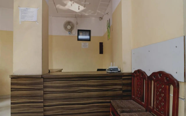 OYO 24103 Akbar Guest House
