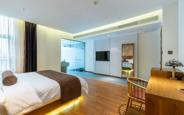 James Joyce Coffetel Changsha Youyi Road Subway Station