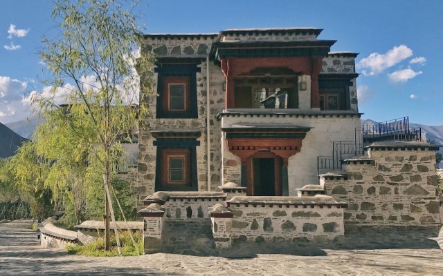 Songtsam Choskyi Linka Lhasa