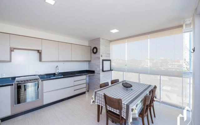 Cobertura Duplex Com Piscina E 03 Suítes