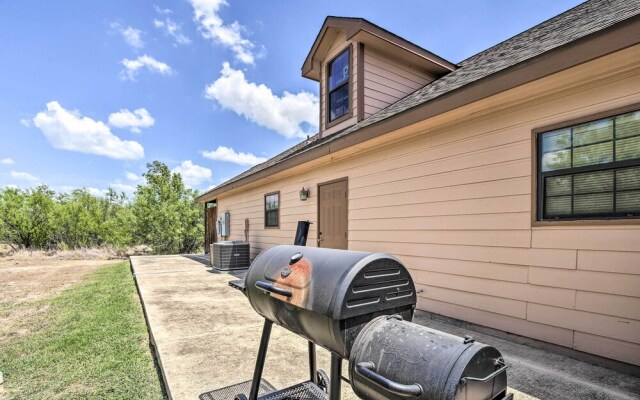 Luxury San Antonio Retreat: 110-acre Private Ranch