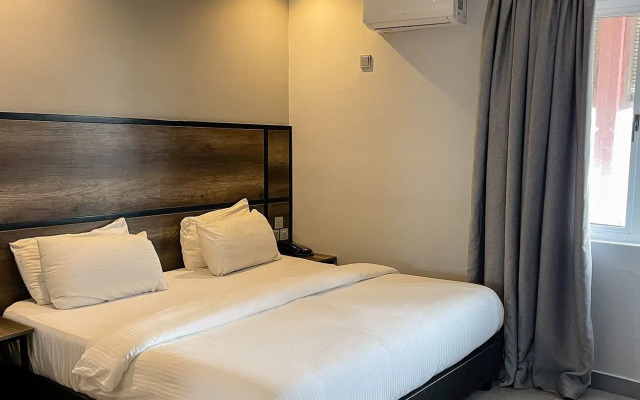 The Blowfish Hotel