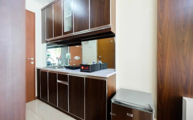 Comfy Studio Tifolia Apartment