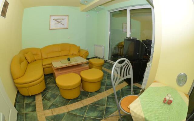 Rooms and Apartaments De Niro