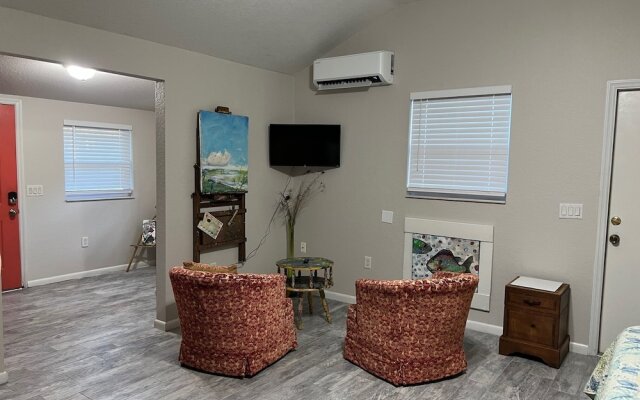 Nature Coast Inn and Cottages