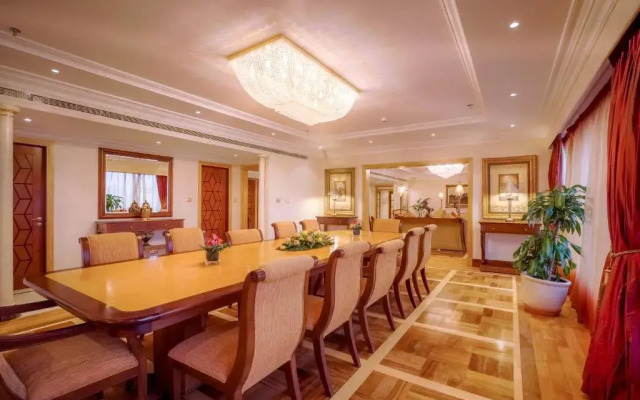 Corniche Hotel Abu Dhabi