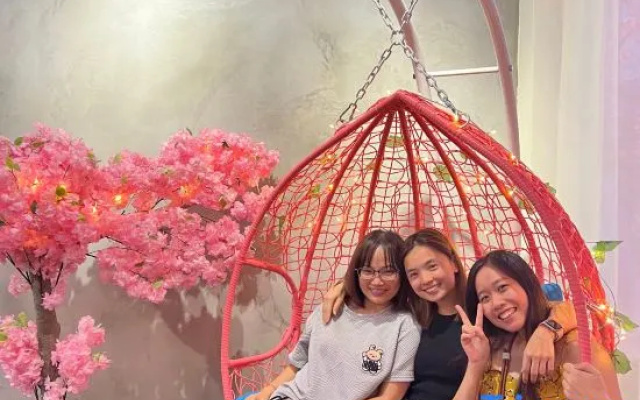 KL Town Homestay 16 Pax - Karaoke, VR & Racing Games – People – Kuala Lumpur