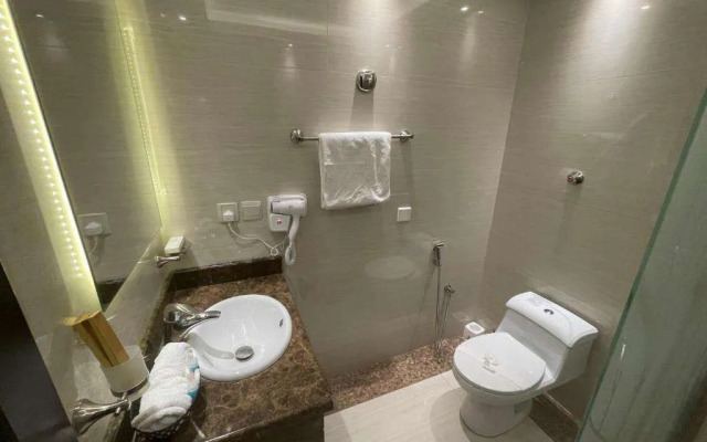 Private Luxury Suites - Al Hamra