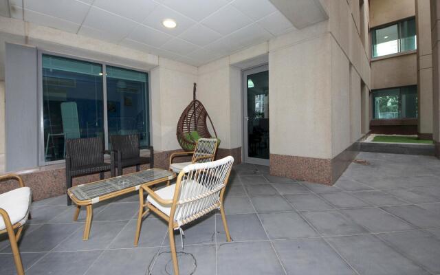 Classy 2Bhk With Big Terrace In 29 Boulevard - 301