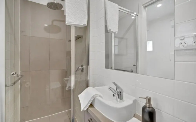 113 Hoddle