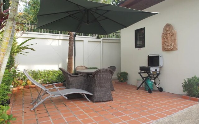 2 Bed Majestic Villa Near Beach