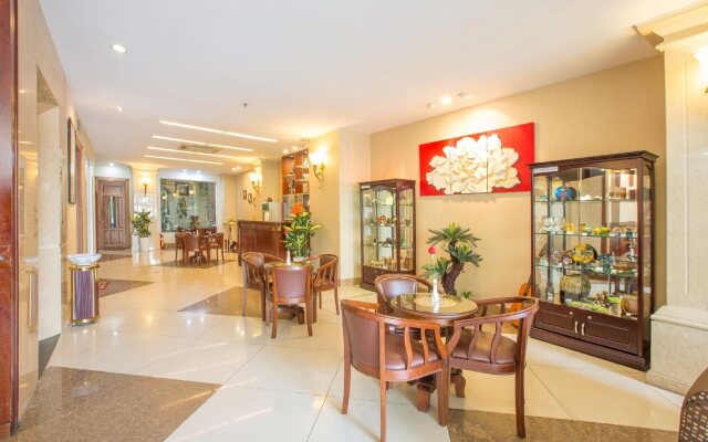 Premium White Lion Hotel
