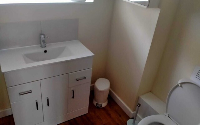 Immaculate 3-bed House in Bristol BS9