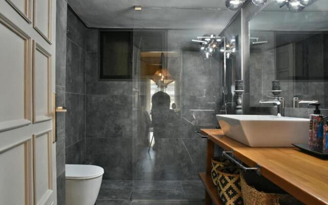 Luxury Apartment In The City Center