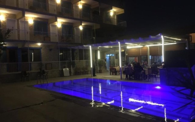 Ozturk Hotel