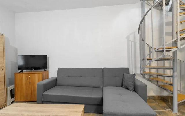 Litsa s Maisonette Near Sea - City Center