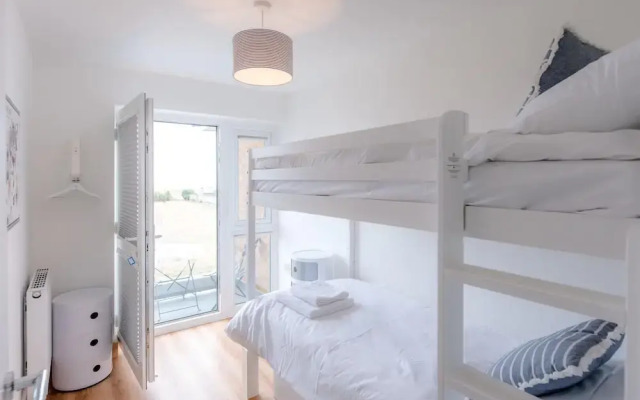 4 Sea View Walk, Pakefield