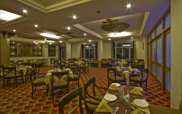 Royal Park Resort