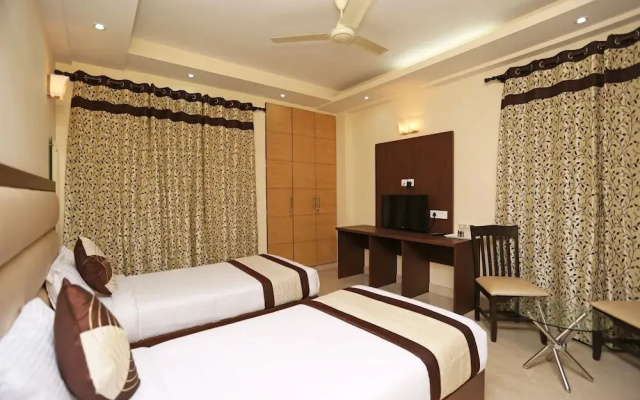 South Paradise by OYO Rooms