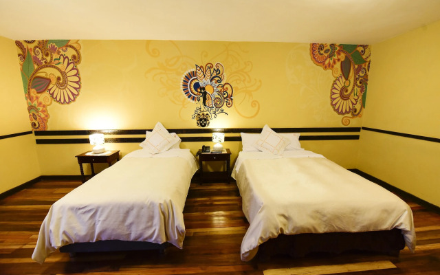 Yabar Hotel Plaza