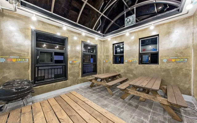 Summer Story Pension