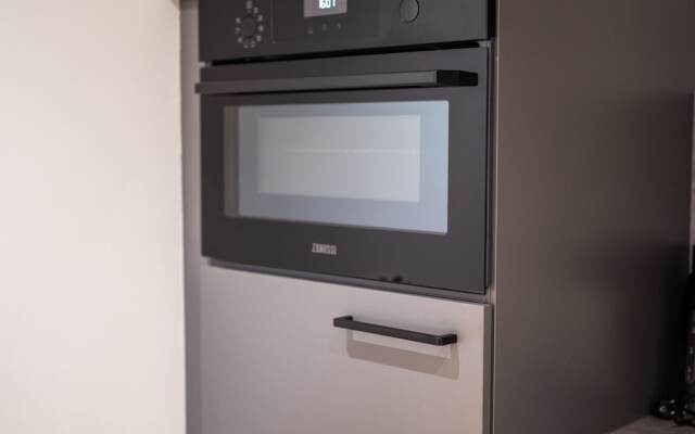 Souterrain 2BR Serviced Apartment